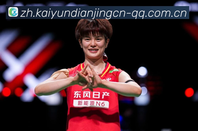 橄榄球巨星艾伦的精彩赛场表现与成长故事成长观察:最新赛事动态与深度分析 橄榄球巨星艾伦的精彩赛场表现与成长故事成长观察:最新赛事动态与深度分析